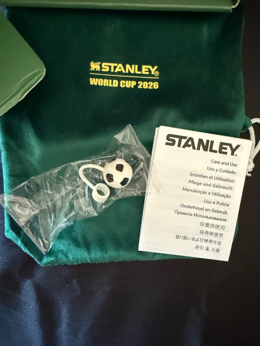 New Stanley 40oz Special World Cup 2026 Box Bag Straw Topper Straw Tumbler Set - Picture 9 of 16